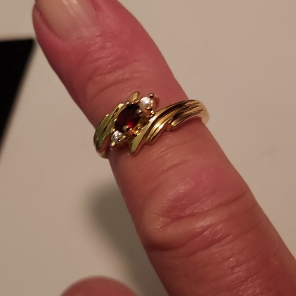 Ruby & Diamond 925 Ring - Picture 2 of 8